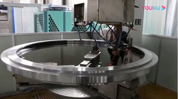 大型轉(zhuǎn)盤軸承(回轉(zhuǎn)支承)外圈滾道熱處理 大型轉(zhuǎn)盤軸承(回轉(zhuǎn)支承)外圈滾道熱處理